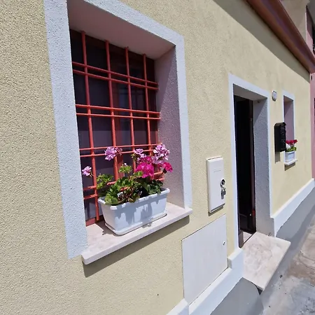 Mammaioa House Дом отдыха *